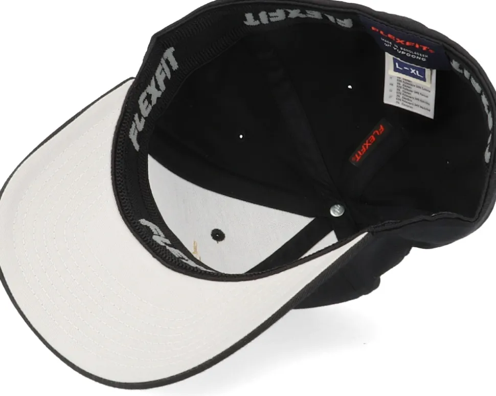 AK5 Sverige Black Flexfit - GUNS n SKULLS