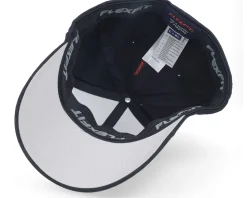 America Wanderlust Black Flexfit - Wild Spirit