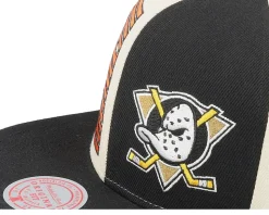 Anaheim Ducks Pop Panel Off White/Black Snapback - Mitchell & Ness