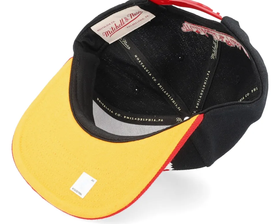 Atlanta Hawks 8 Bit Xl Black/Red Snapback - Mitchell & Ness