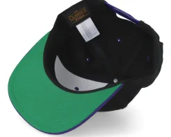 Black/Purple Snapback - Yupoong