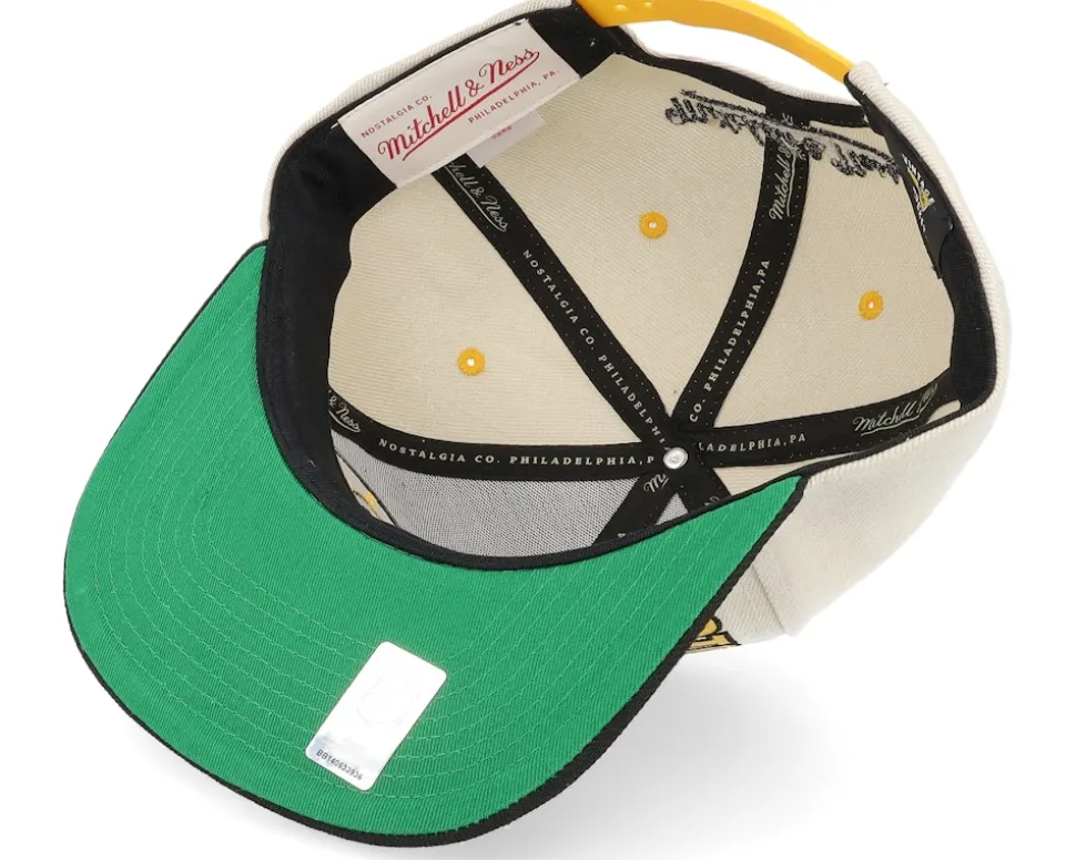 Boston Bruins Pop Panel Off White/Black Snapback - Mitchell & Ness