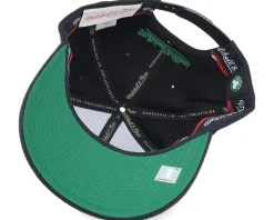 Boston Celtics Classic Custom Patch Black Adjustable - Mitchell & Ness