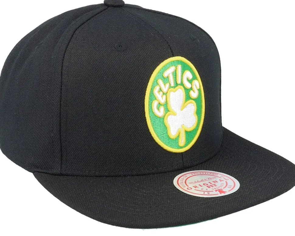 Boston Celtics Core Basic Black Snapback - Mitchell & Ness