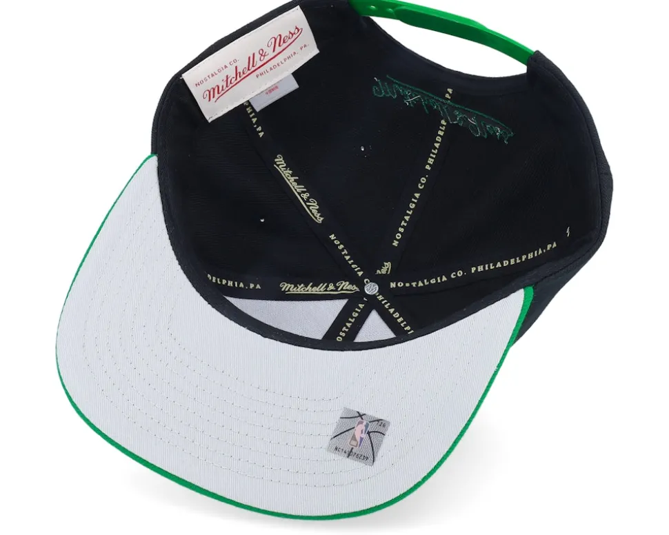 Boston Celtics Cross Check Black/Green Snapback - Mitchell & Ness