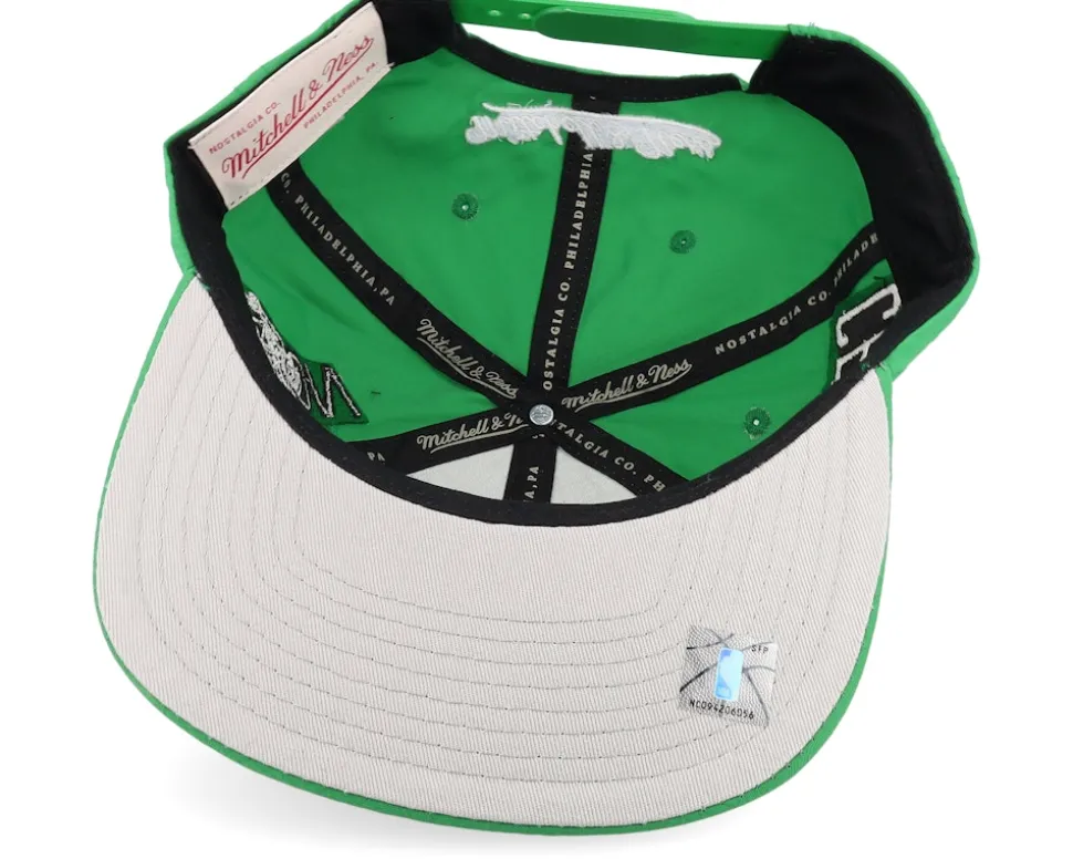 Boston Celtics Nylon Szn Deadstock Green Snapback - Mitchell & Ness