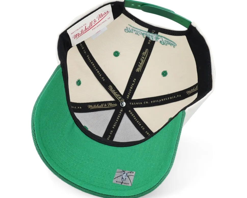 Boston Celtics Retro Type Pro Off White/Green Adjustable - Mitchell & Ness