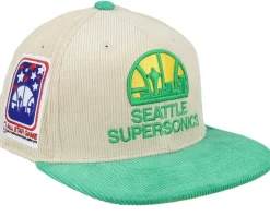 Boston Celtics Team Cord Off White/Black Fitted - Mitchell & Ness