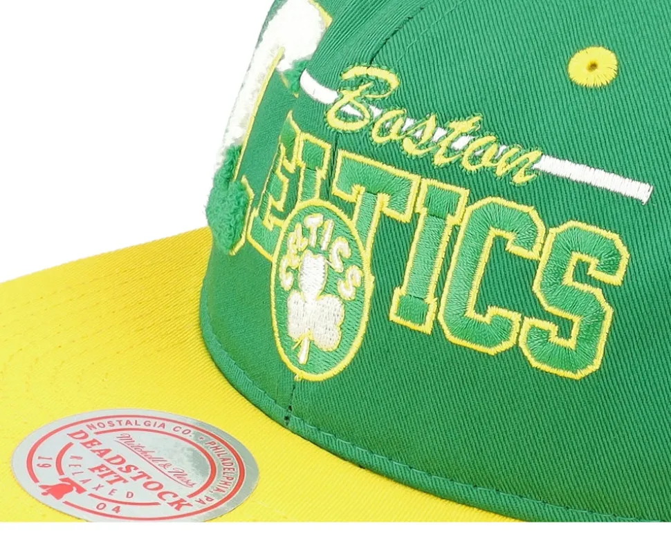 Boston Celtics Varsity Letter Green/Yellow Snapback - Mitchell & Ness