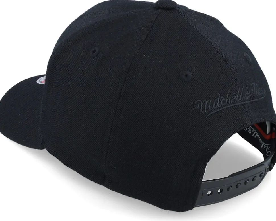 Branded Pinscript Black Adjustable - Mitchell & Ness