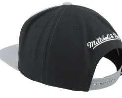Brooklyn Nets Block Out Black Snapback - Mitchell & Ness