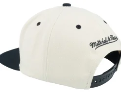 Brooklyn Nets Evergreen Cream Black Cap Off White/Black Snapback - Mitchell & Ness