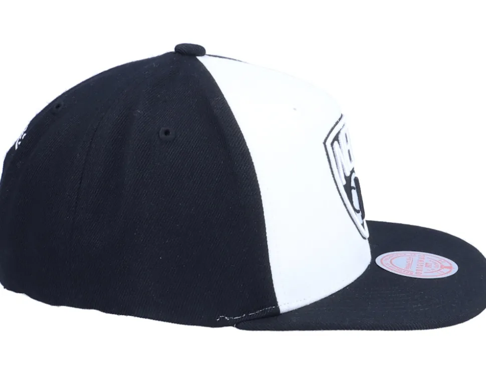 Brooklyn Nets Front Post White/Black Snapback - Mitchell & Ness