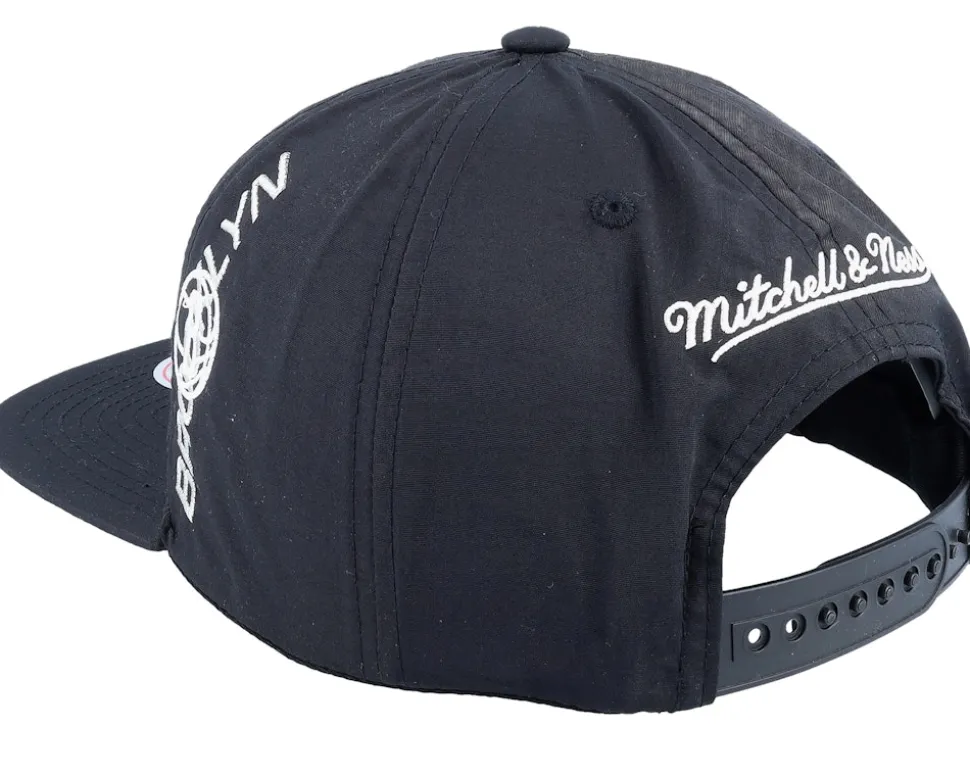 Brooklyn Nets Nylon Szn Deadstock Black Snapback - Mitchell & Ness