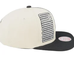 Brooklyn Nets Pop Panel Off White/Black Snapback - Mitchell & Ness