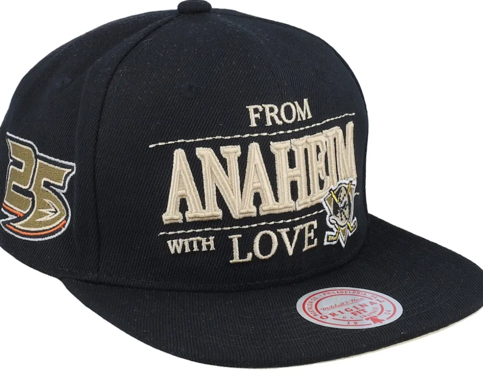 Brooklyn Nets With Love Black Snapback - Mitchell & Ness