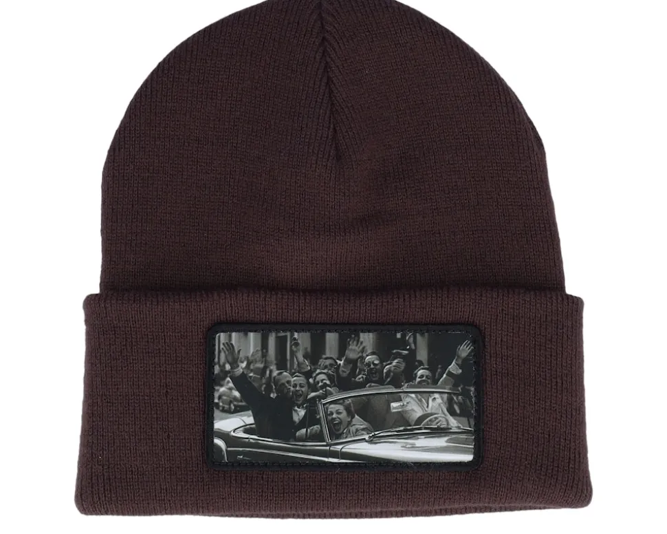 Cabriolet Beanie Party Black Cuff - Public Domain