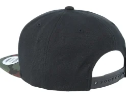 Camo Black Snapback - Yupoong