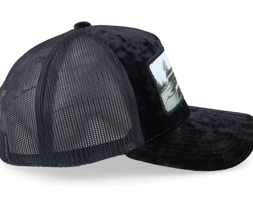 Car & Drive-through Velvet Black A-Frame Trucker - Calza Pennello