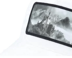 Castle On The Mountains Velvet White A-Frame Trucker - Calza Pennello