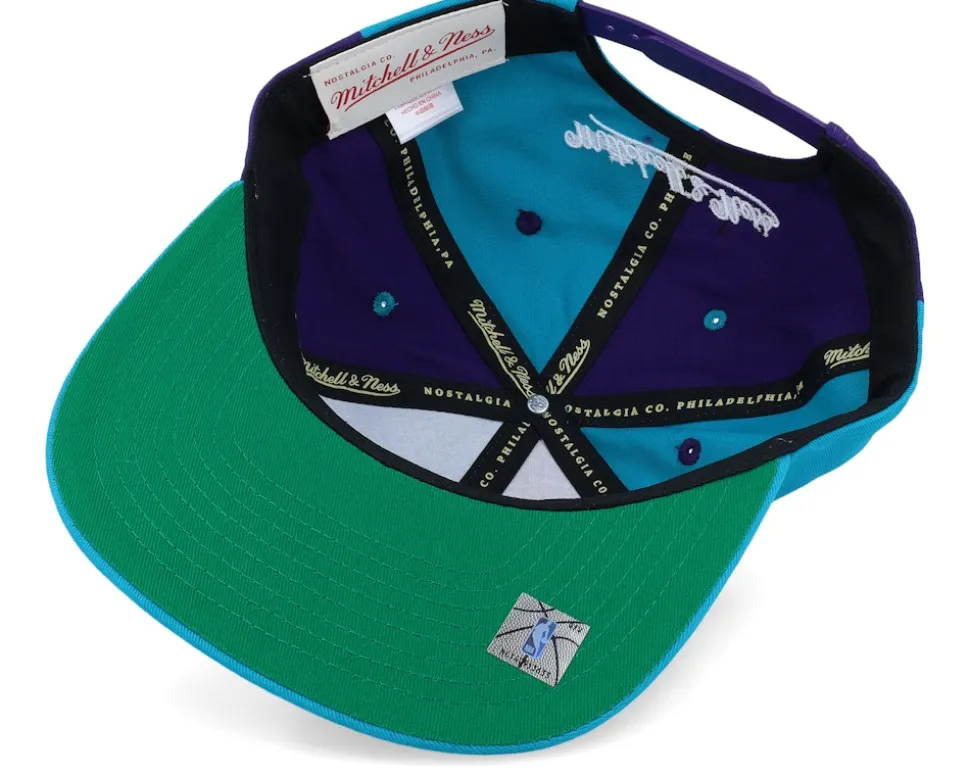 Charlotte Hornets Pinwheel Of Fortune Teal/Purple Snapback - Mitchell & Ness