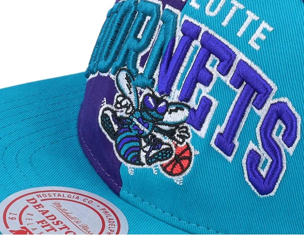 Charlotte Hornets Pinwheel Of Fortune Teal/Purple Snapback - Mitchell & Ness