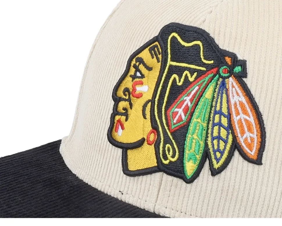 Chicago Blackhawks Team Cord Off White/Black Snapback - Mitchell & Ness