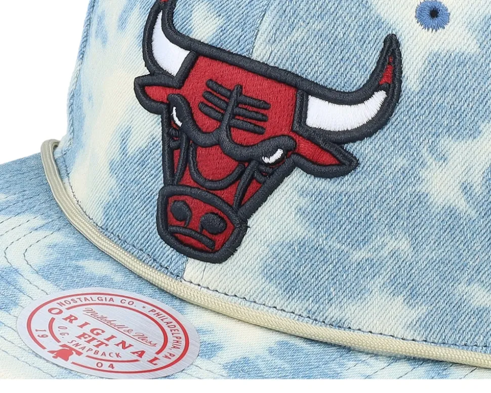 Chicago Bulls Acid Wash Blue Snapback - Mitchell & Ness