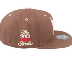 Chicago Bulls Brown Sugar Bacon Fitted - Mitchell & Ness