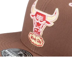 Chicago Bulls Brown Sugar Bacon Fitted - Mitchell & Ness