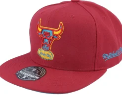 Chicago Bulls Northern Lights Cardinal Fitted - Mitchell & Ness