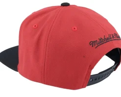 Chicago Bulls Side Core 2.0 Red/Black Snapback - Mitchell & Ness