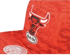 Chicago Bulls Team Digi Camo Red Snapback - Mitchell & Ness