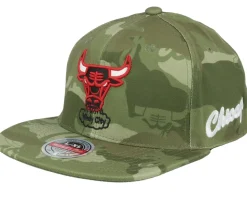 Chicago Bulls Tonal Green Camo Stretch Fitted - Mitchell & Ness