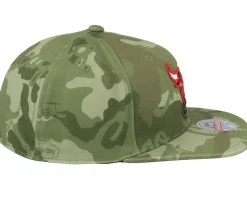 Chicago Bulls Tonal Green Camo Stretch Fitted - Mitchell & Ness