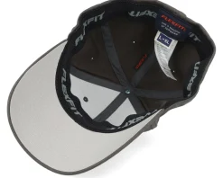 Compass Shield Grey Patch Dark Grey Flexfit - Wild Spirit