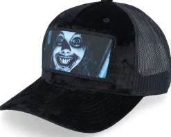 Crazy Smile Velvet Black/Black A-frame Trucker - Scenes
