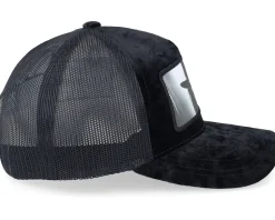 Creepy Dook Velvet Black/Black A-frame Trucker - Scenes