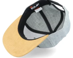 Deer Nature Silhouette Grey/Suede Snapback - Iconic