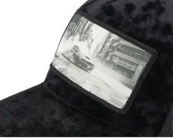 Drifting Car In The Street Velvet Black A-frame Trucker - Calza Pennello