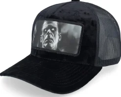Frank Velvet Black/Black A-frame Trucker - Scenes