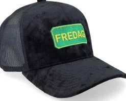 Fredag Sign Velvet Black Trucker - Iconic