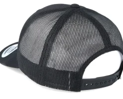 Friday Black Trucker - Scenes