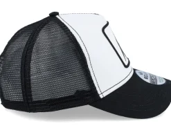 Geometry Penguin Patch White/Black Trucker - Iconic