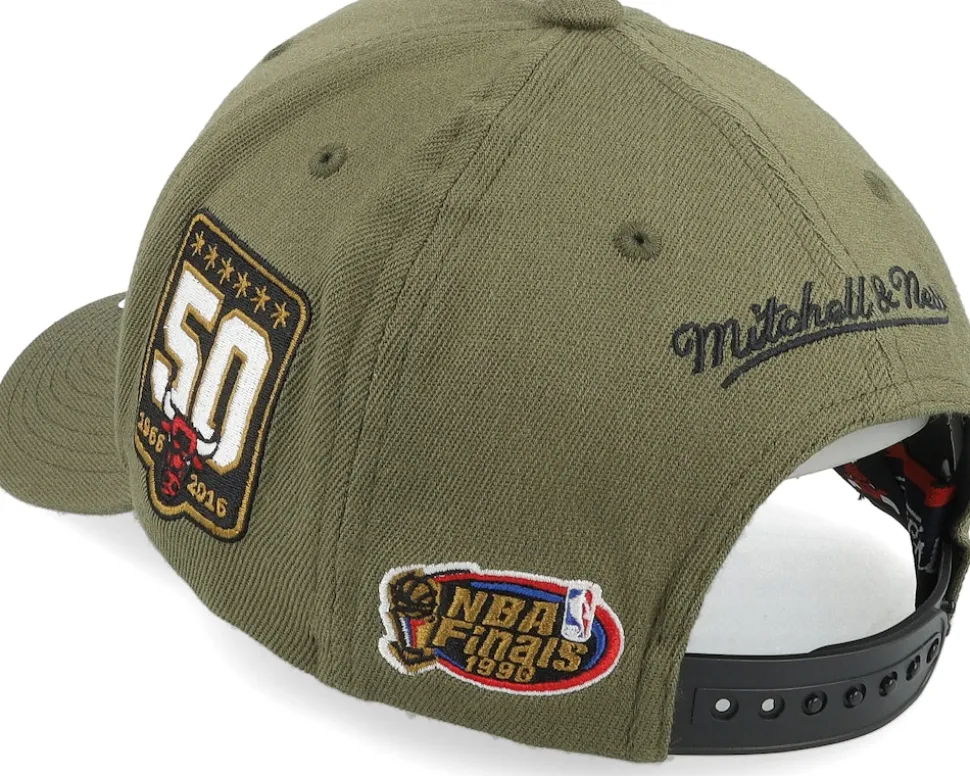 Hatstore Exclusive x Chicago Bulls Script Flight Olive Adjustable - Mitchell & Ness