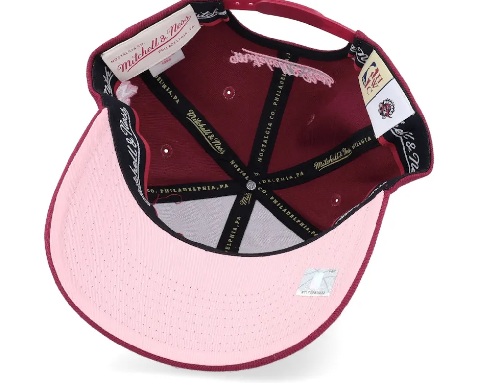 Hatstore Exclusive x Toronto Raptors Blush Burgundy Adjustable - Mitchell & Ness