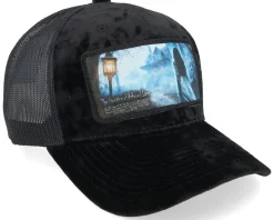 Haunting Velvet Black/Black A-frame Trucker - Scenes