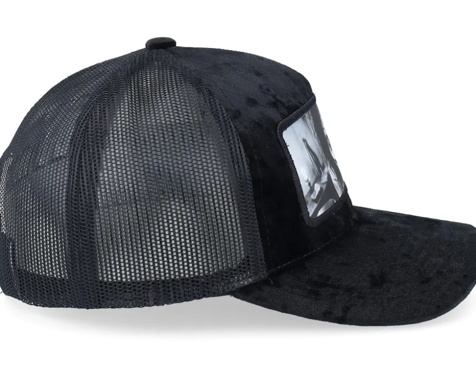 Horror Smile Velvet Black/Black A-frame Trucker - Scenes