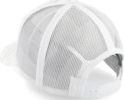 Ice Hockey In Action Patch Velvet White A-Frame Trucker - Calza Pennello