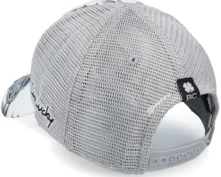 Island Luck 9 White/Black Trucker - Black Clover